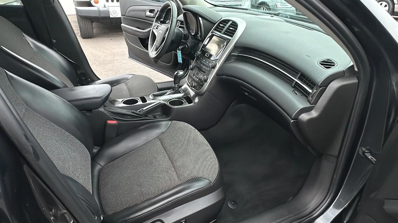 Chevrolet Malibu  2014