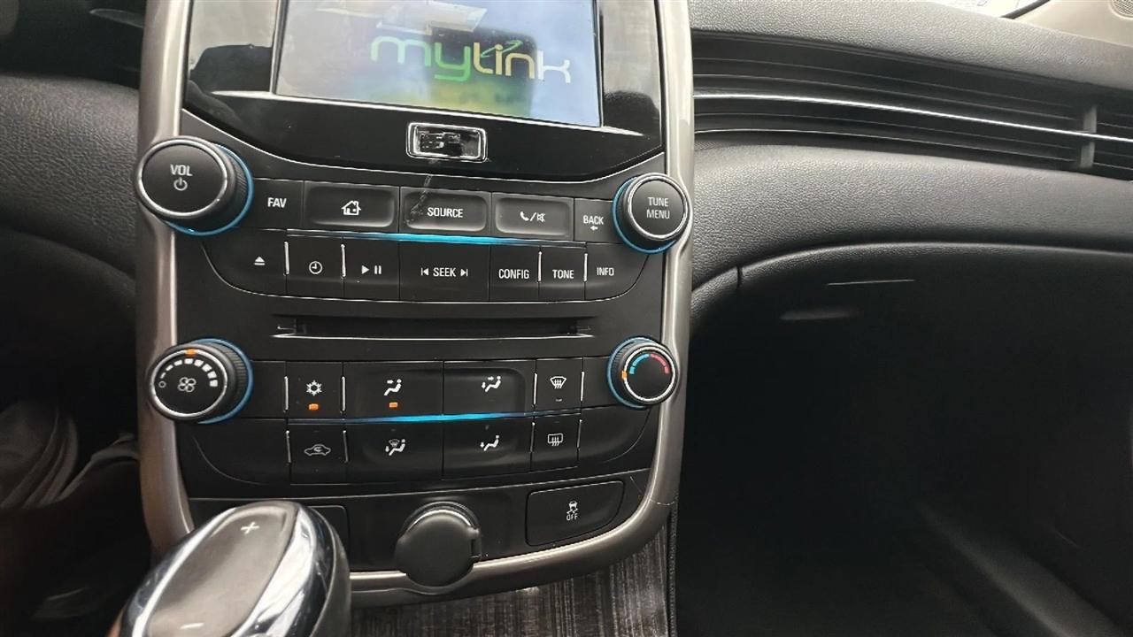 Chevrolet Malibu  2014