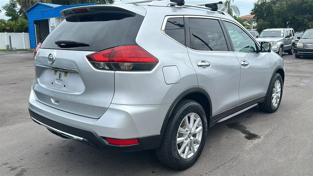 Nissan Rogue  2017