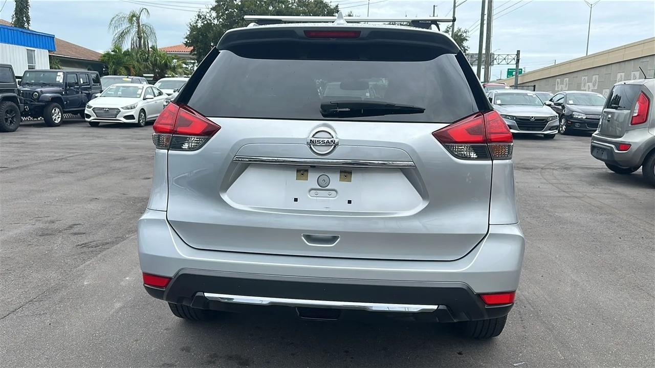 Nissan Rogue  2017