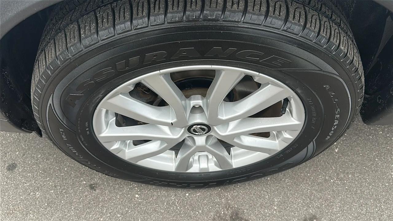 Nissan Rogue  2017