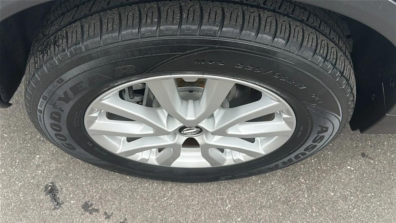 Nissan Rogue  2017