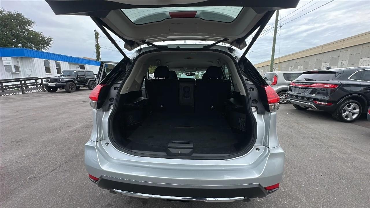 Nissan Rogue  2017