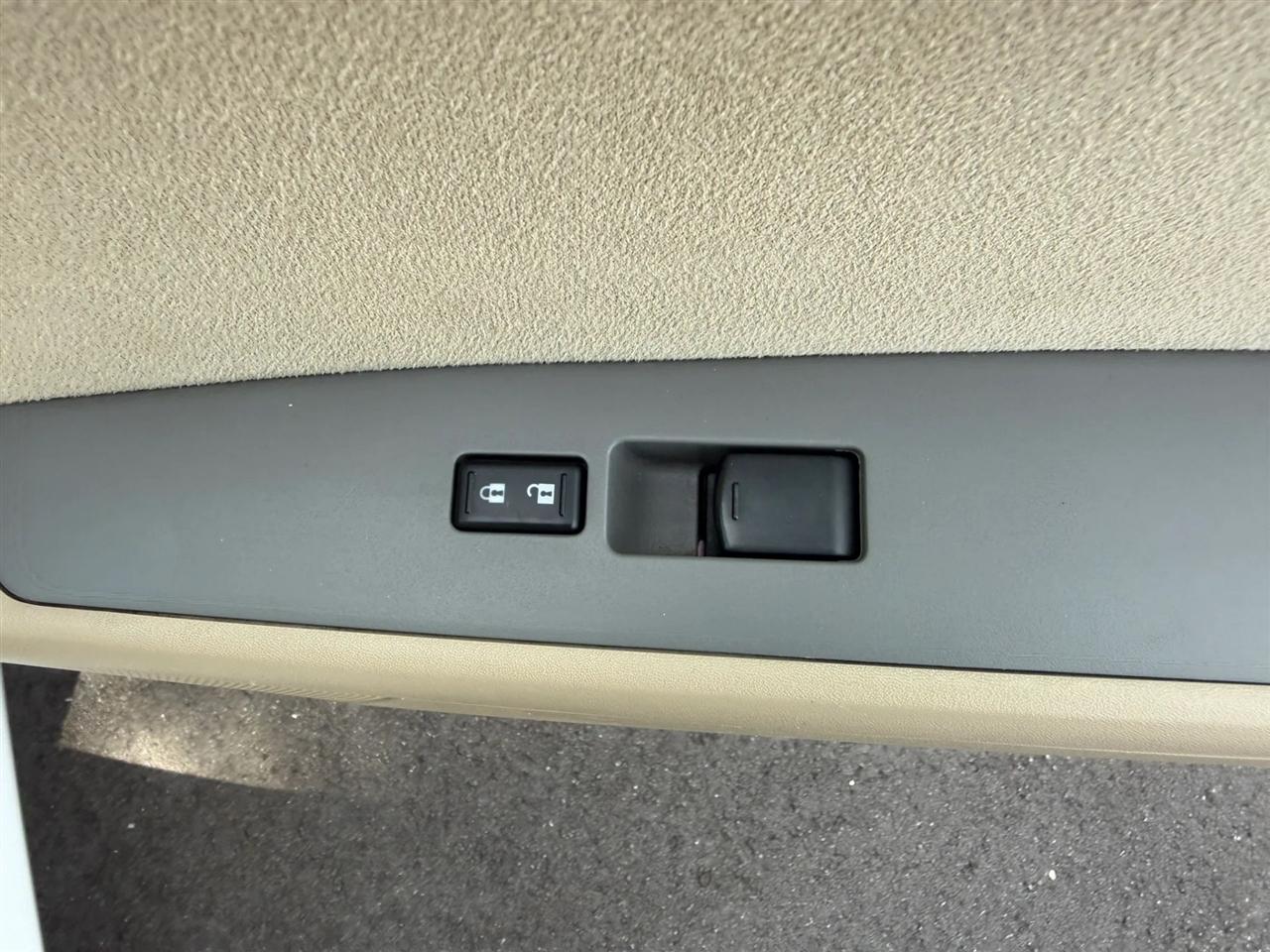 Nissan Sentra  2009