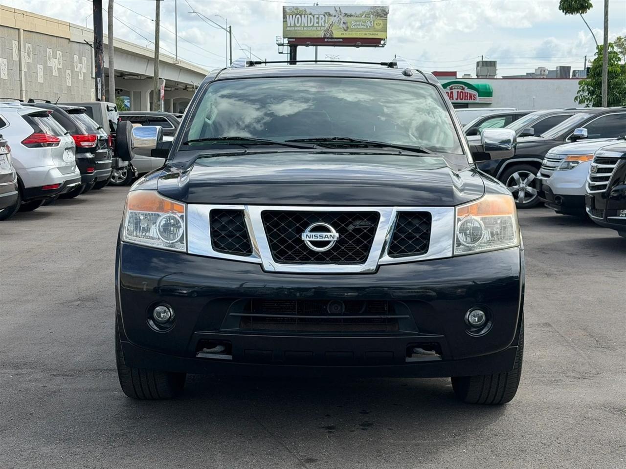 Nissan Armada  2013