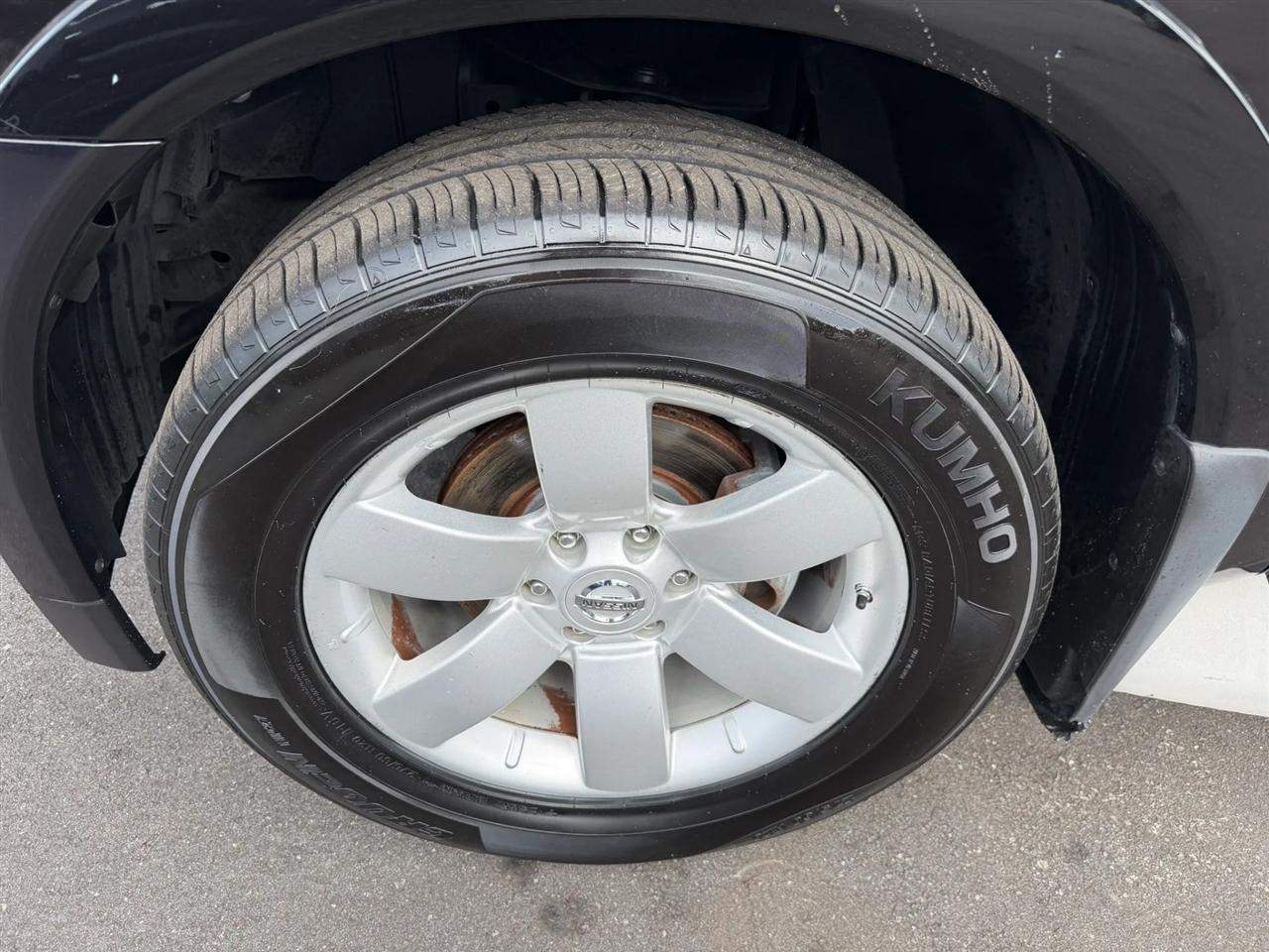 Nissan Armada  2013