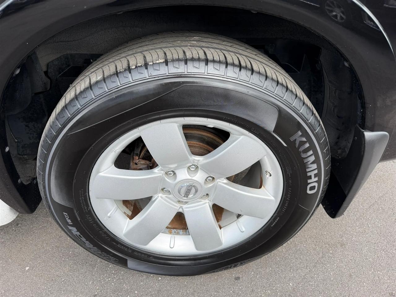 Nissan Armada  2013