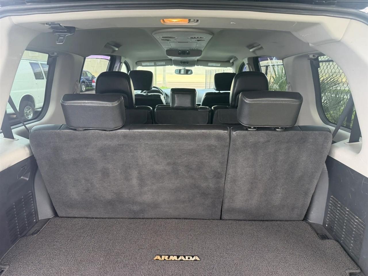 Nissan Armada  2013