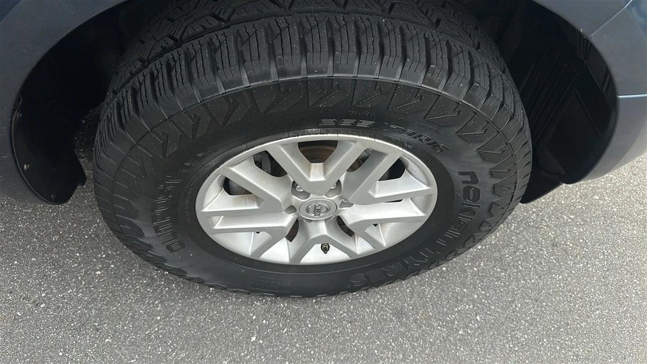 Nissan Frontier  2014