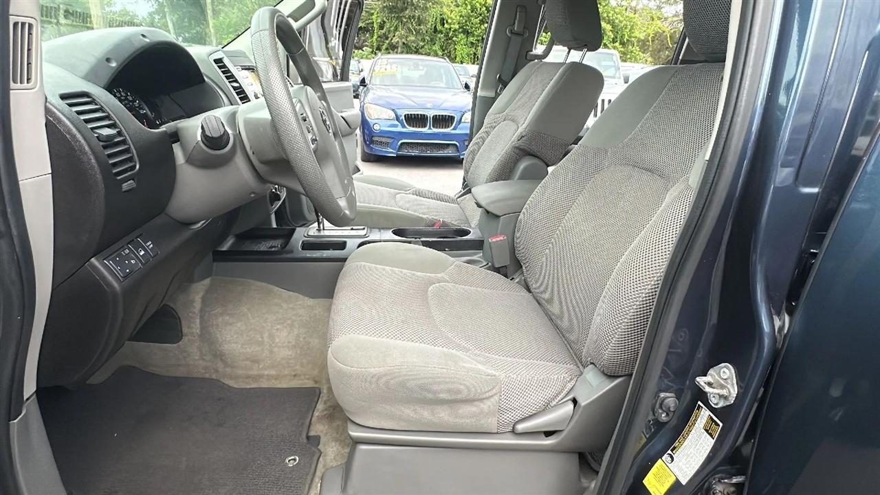 Nissan Frontier  2014