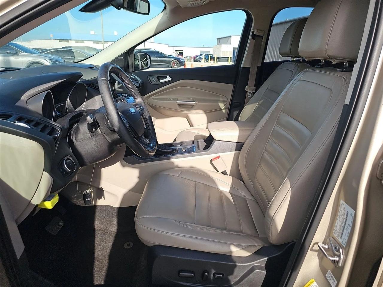 Ford Escape  2017