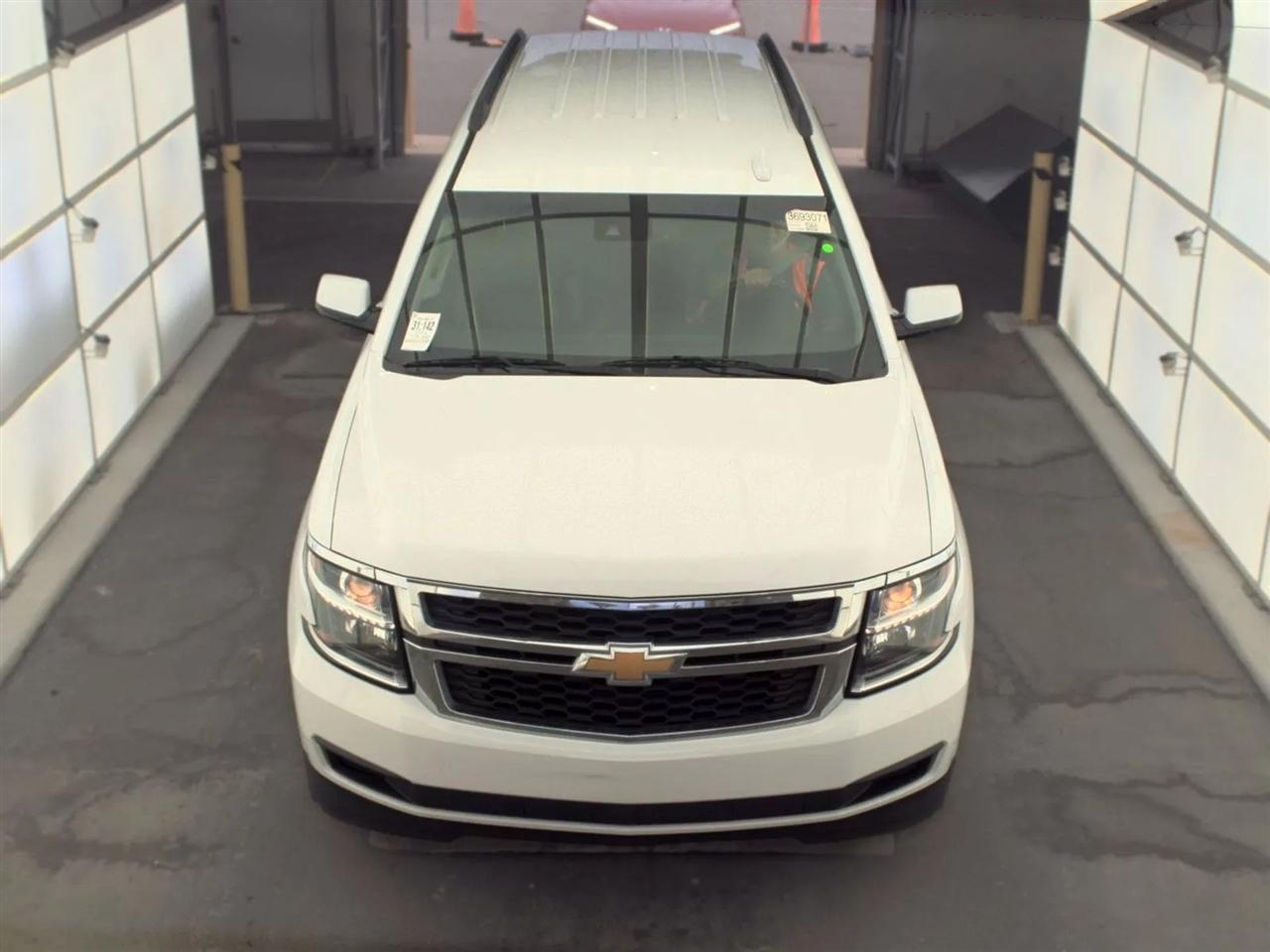 Chevrolet Suburban  2015