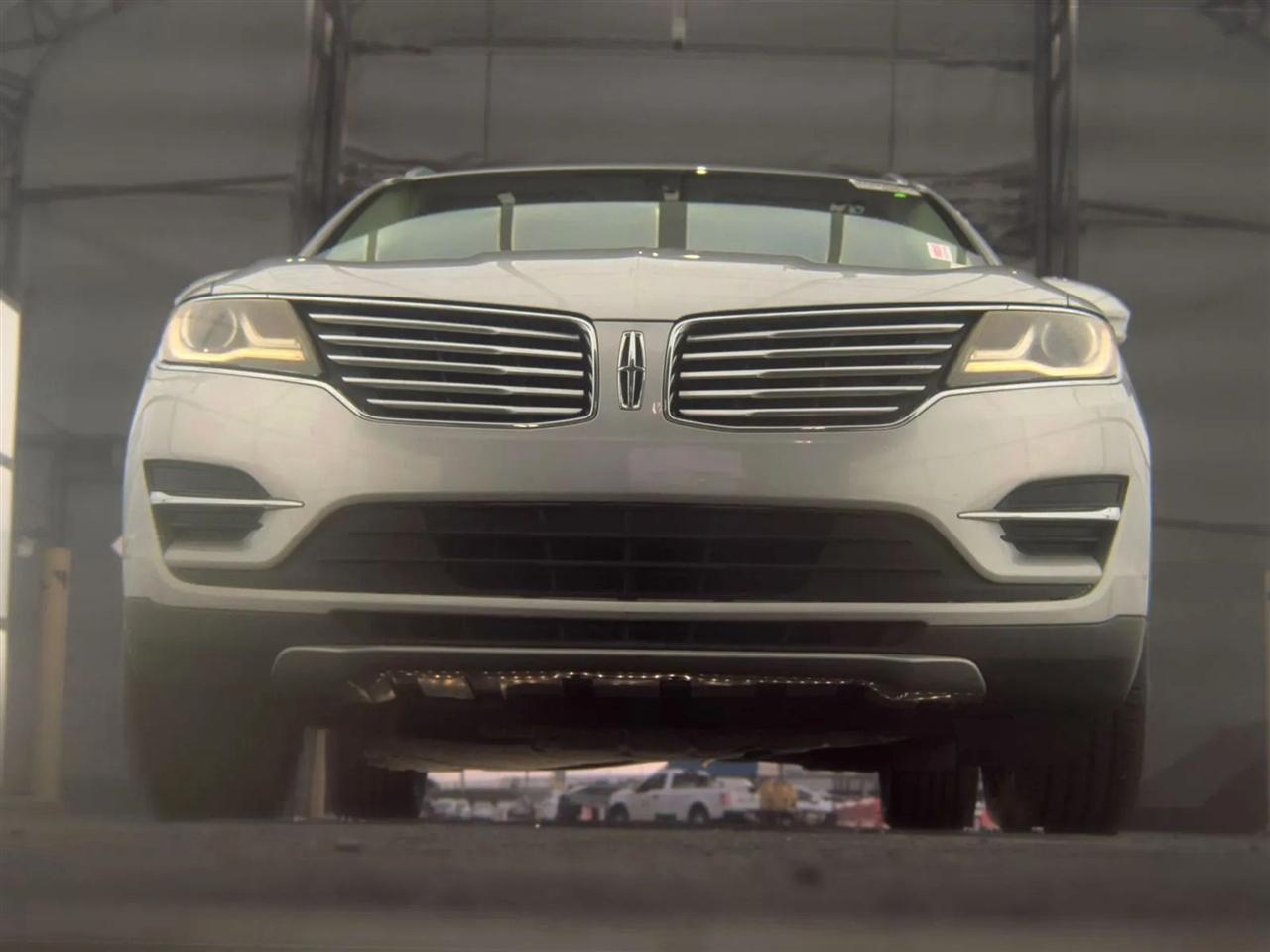 Lincoln MKC  2017