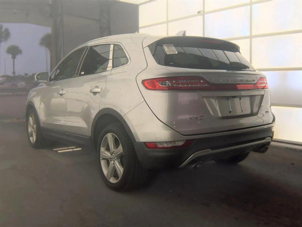 Lincoln MKC  2017