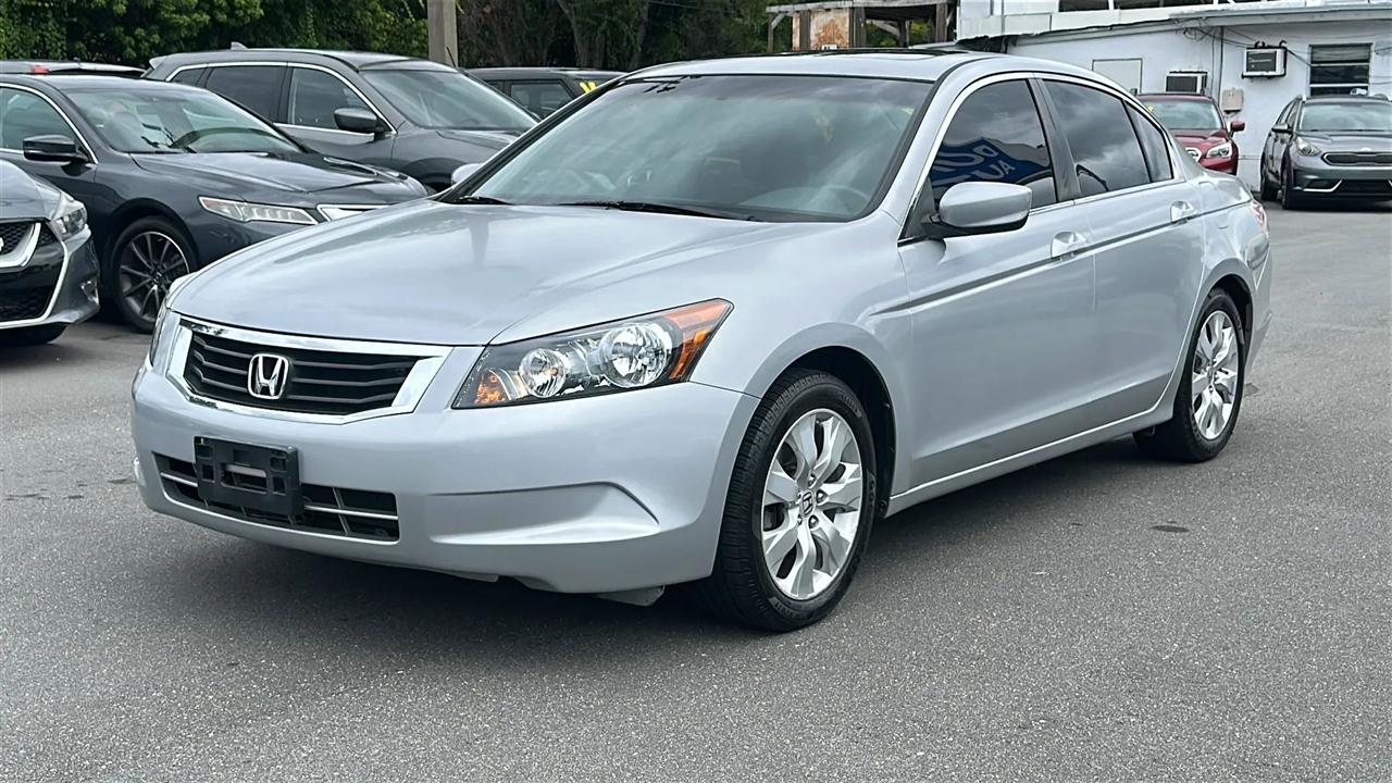 Honda Accord Sdn  2010