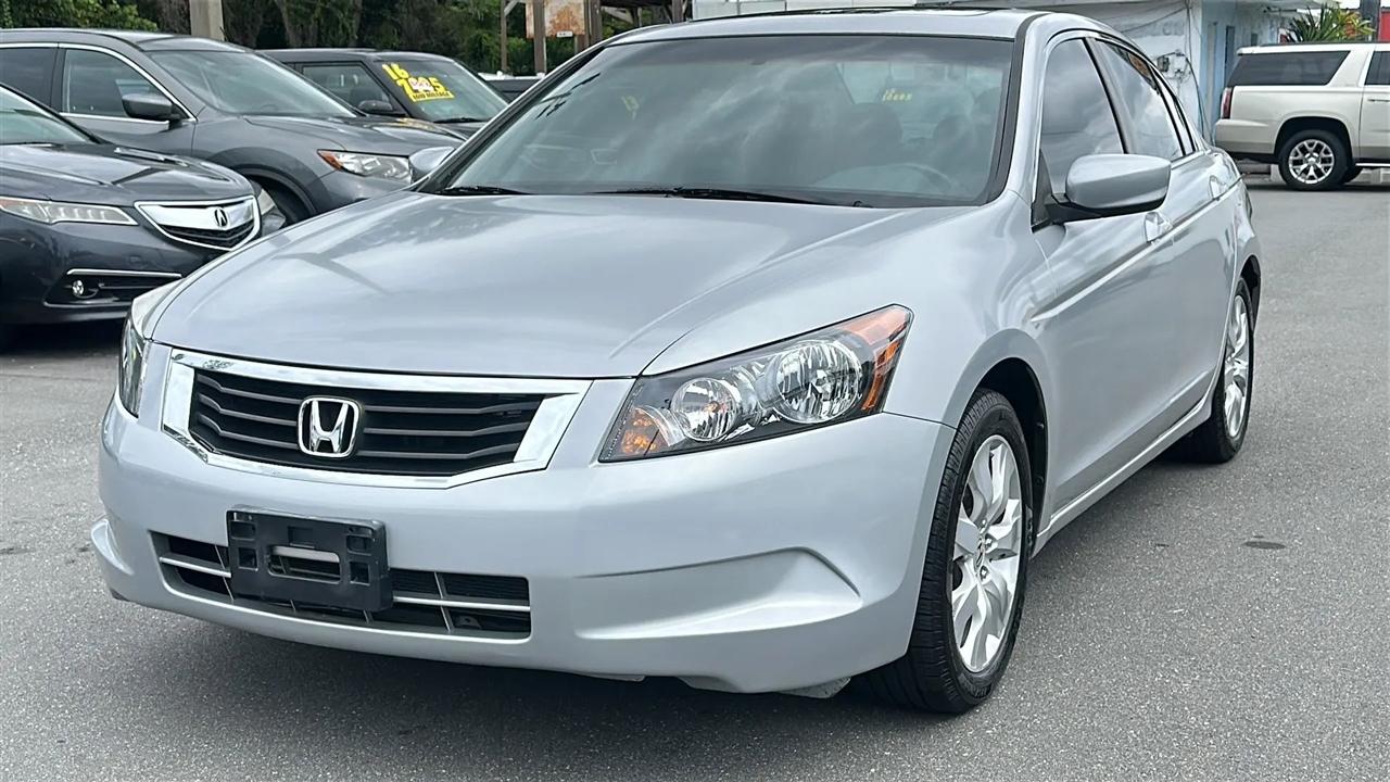 Honda Accord Sdn  2010