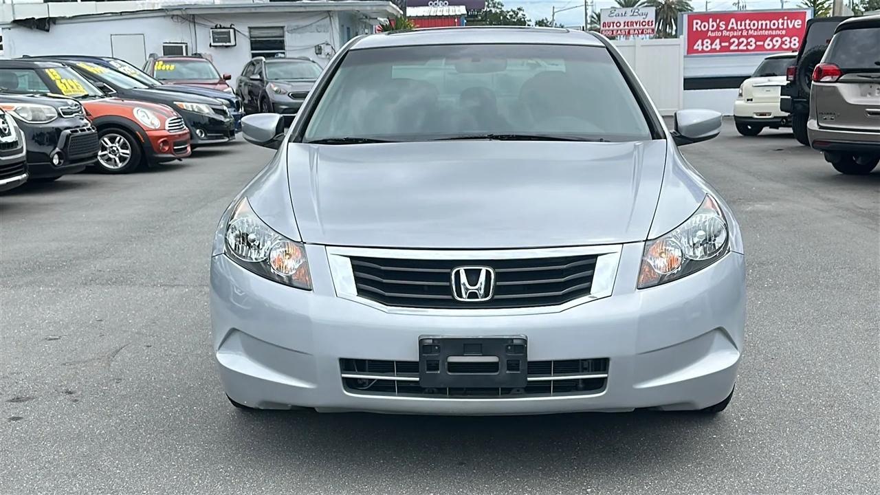 Honda Accord Sdn  2010