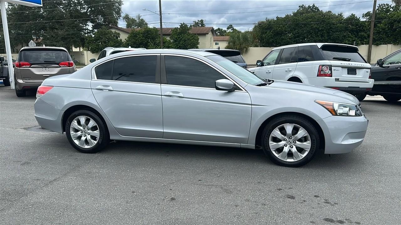 Honda Accord Sdn  2010