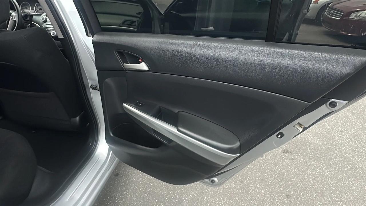 Honda Accord Sdn  2010