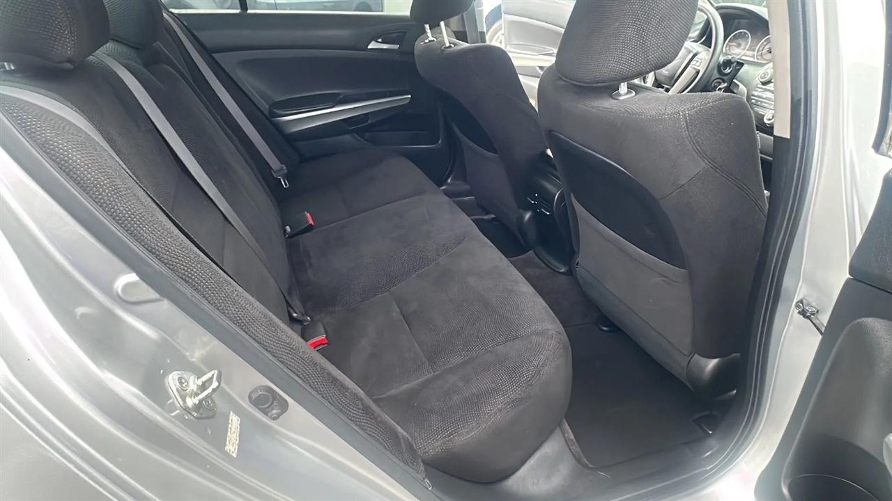 Honda Accord Sdn  2010