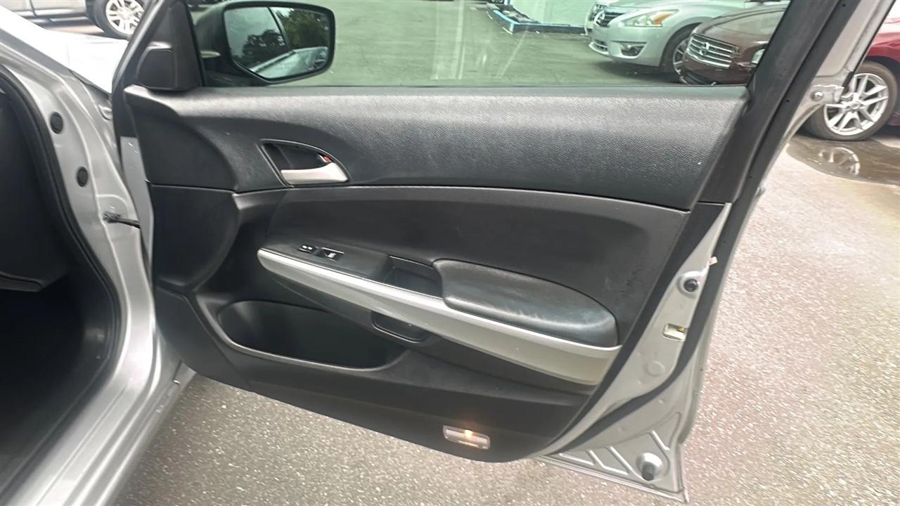 Honda Accord Sdn  2010