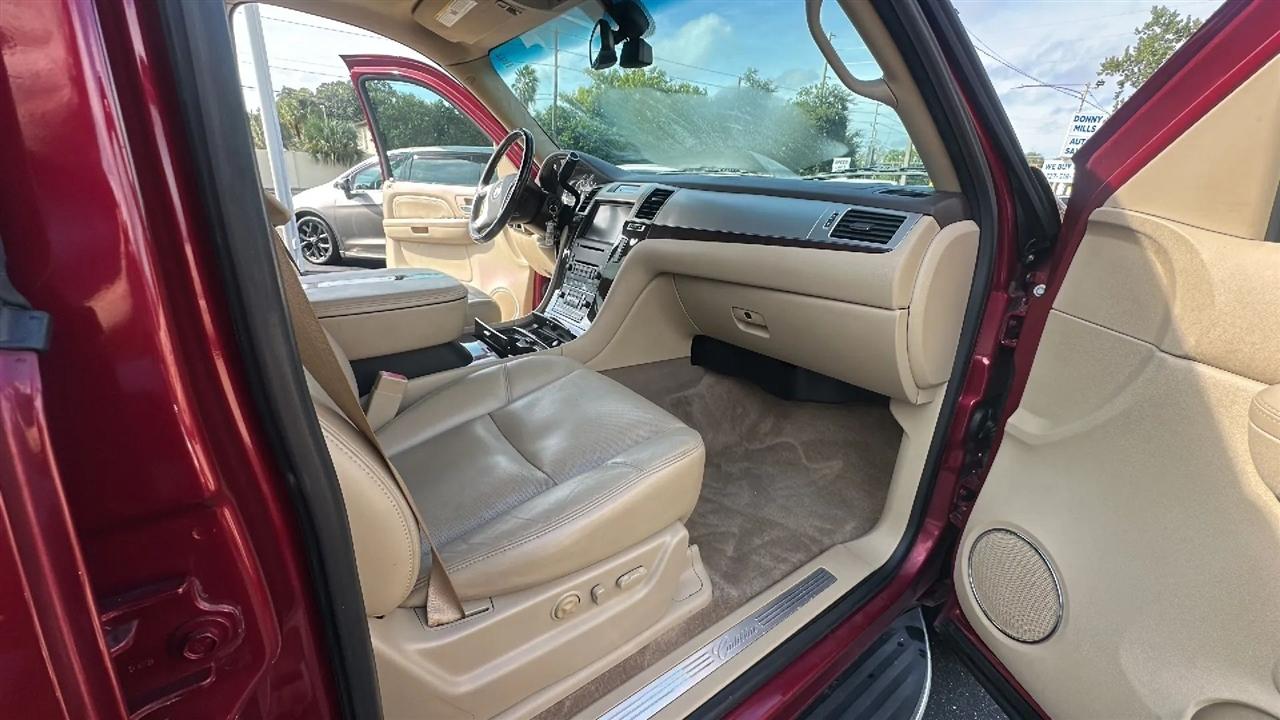 Cadillac Escalade  2009