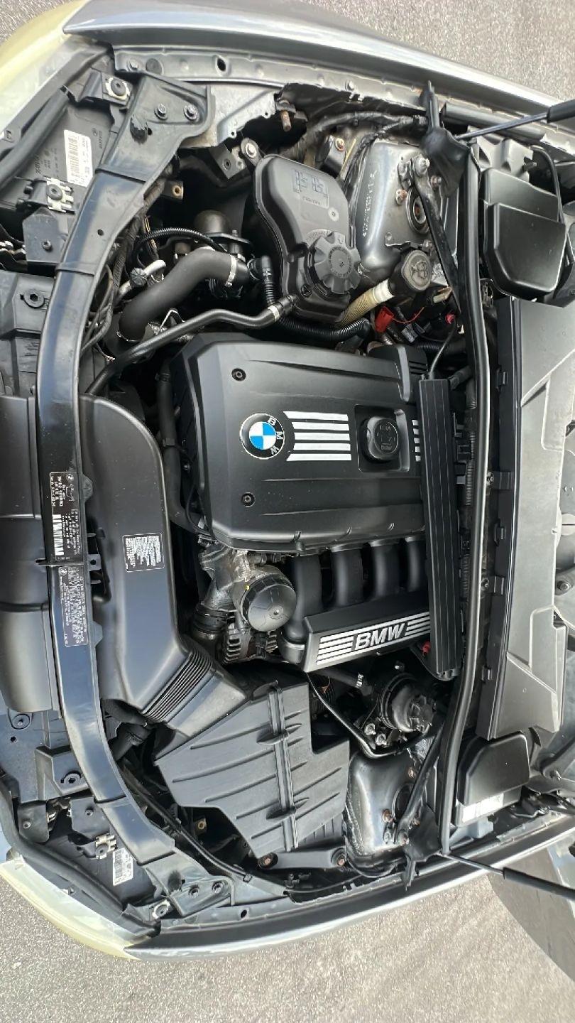 BMW 3 Series  2011