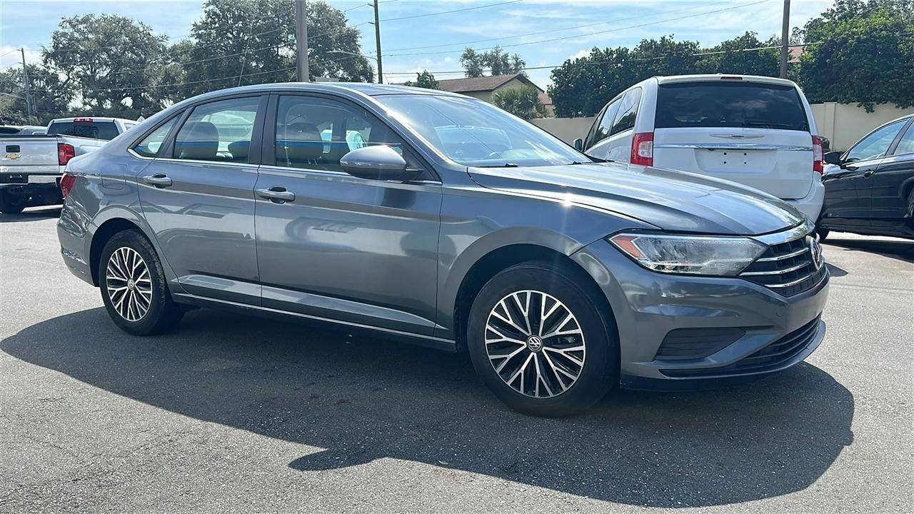 Volkswagen Jetta  2021