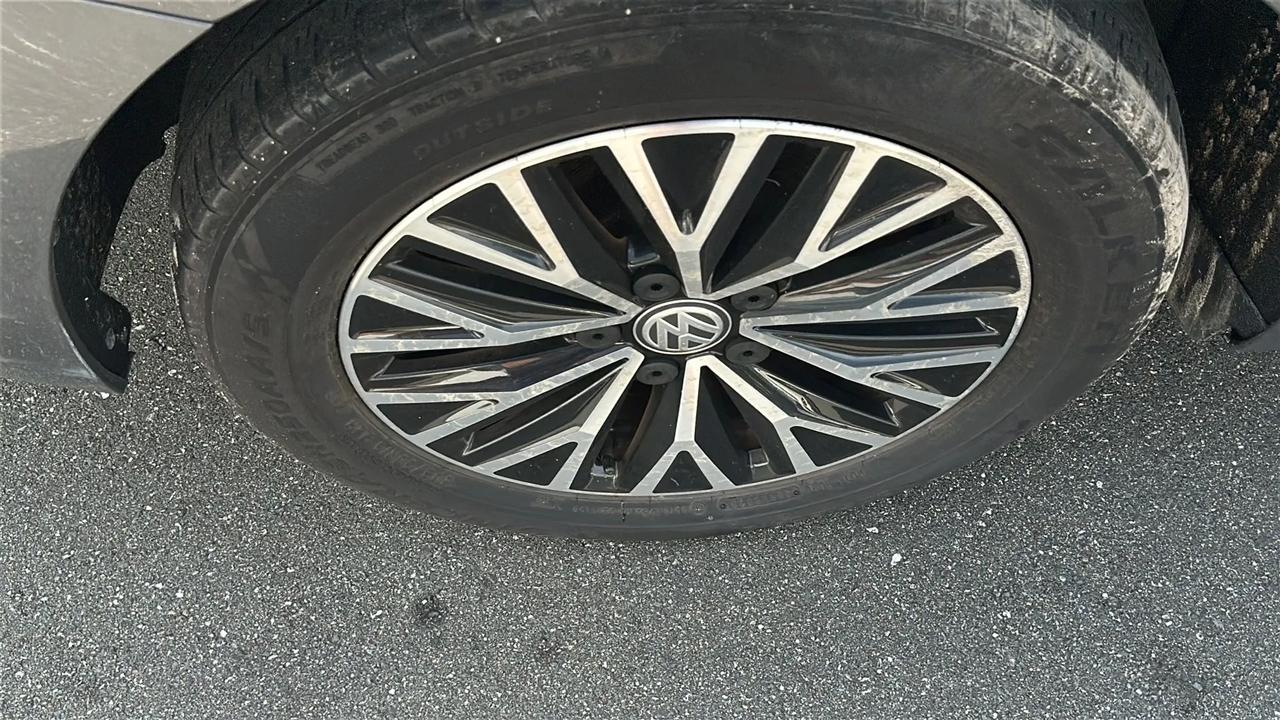 Volkswagen Jetta  2021