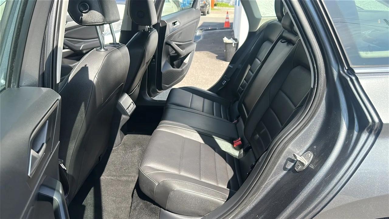Volkswagen Jetta  2021