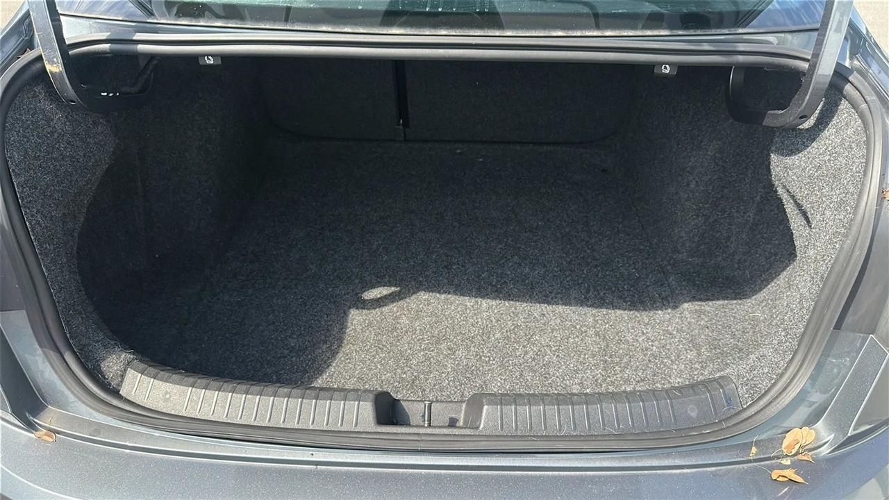 Volkswagen Jetta  2021