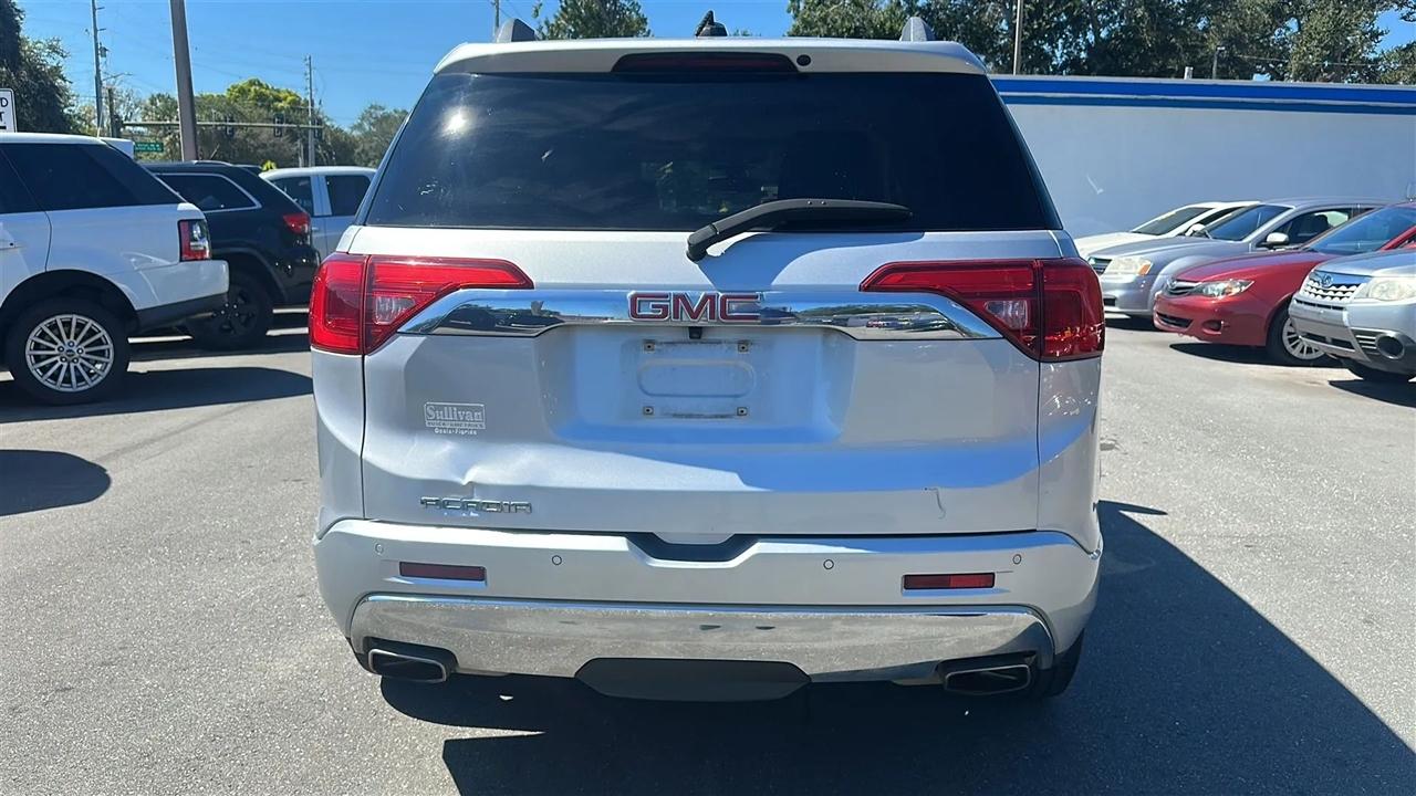 GMC Acadia  2017