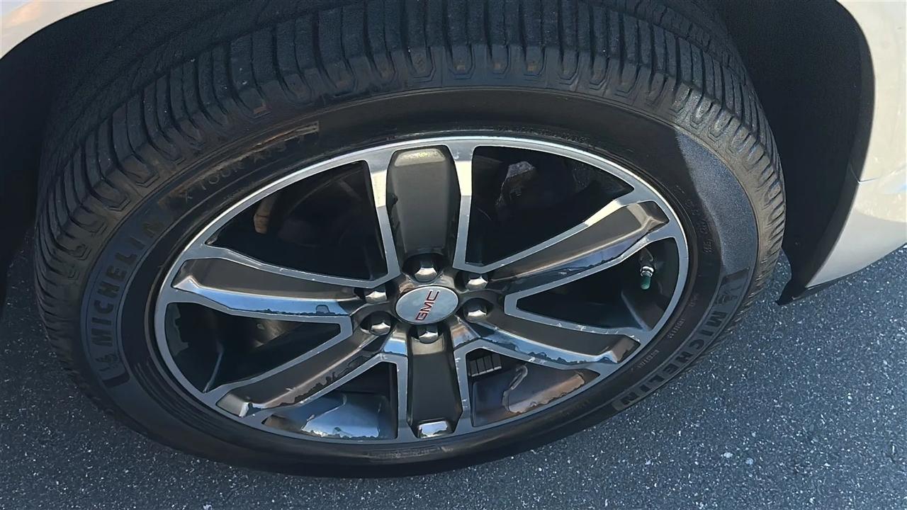 GMC Acadia  2017