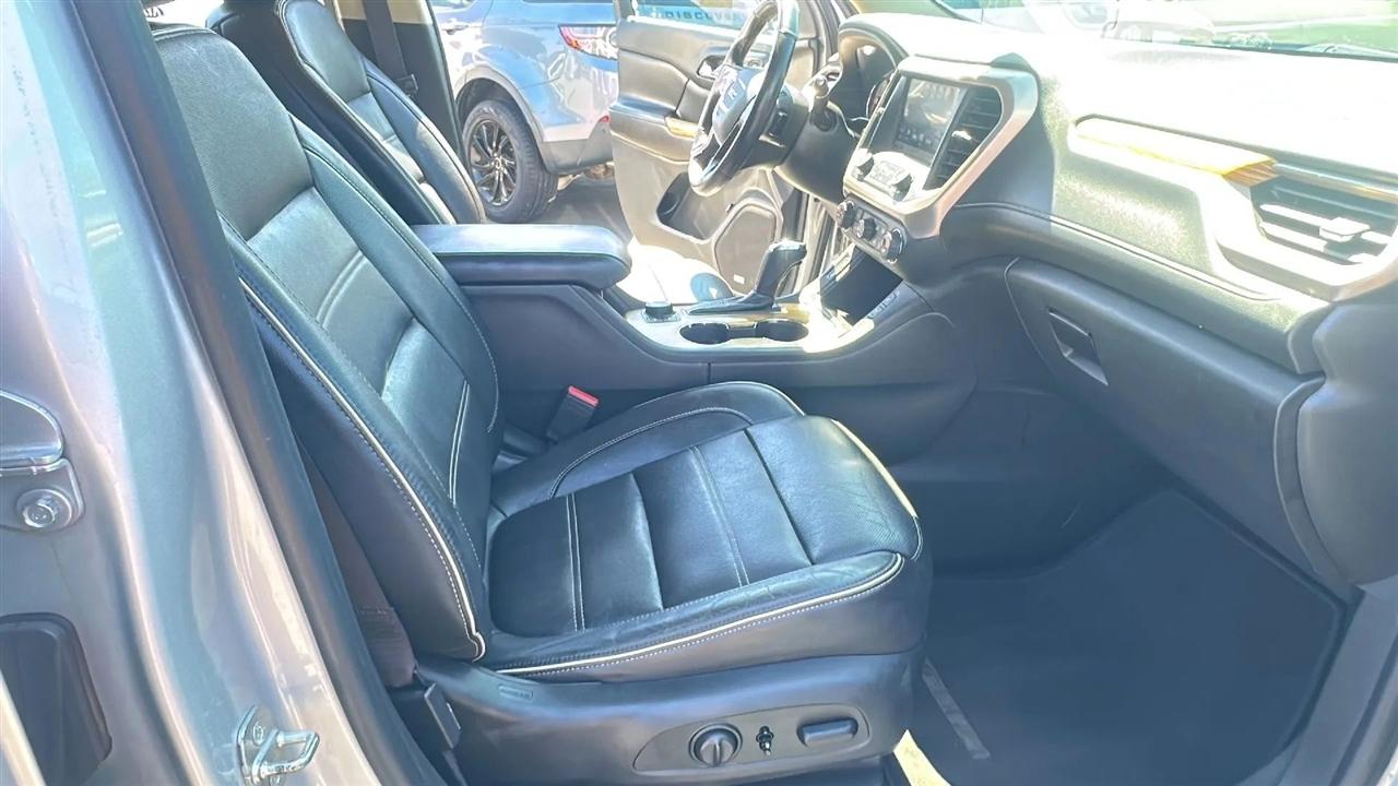 GMC Acadia  2017