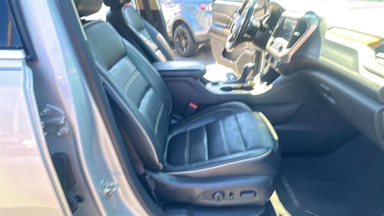 GMC Acadia  2017