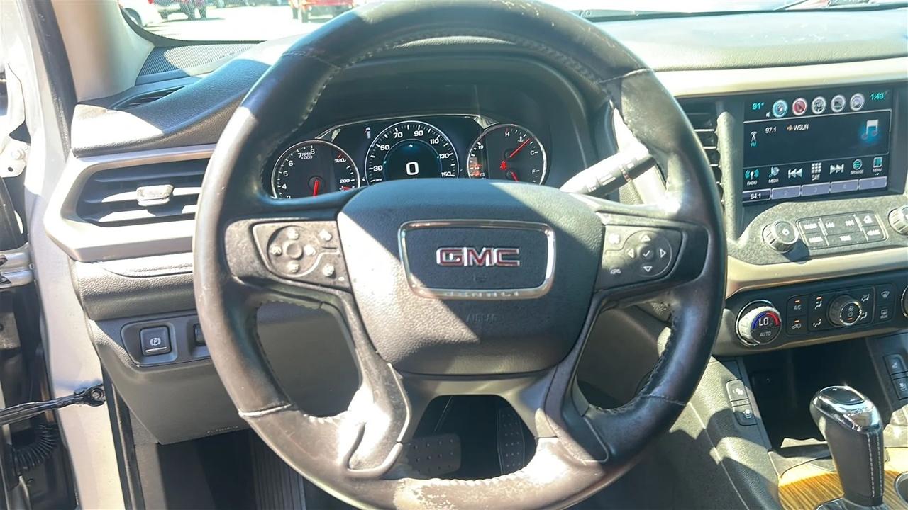 GMC Acadia  2017