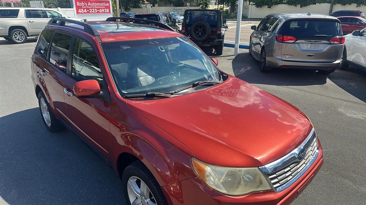 Subaru Forester  2010