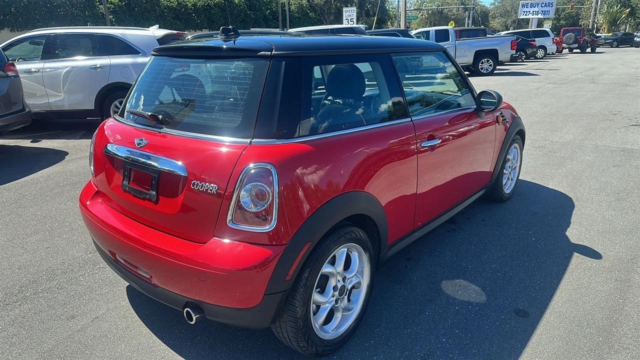 MINI Cooper Hardtop  2011