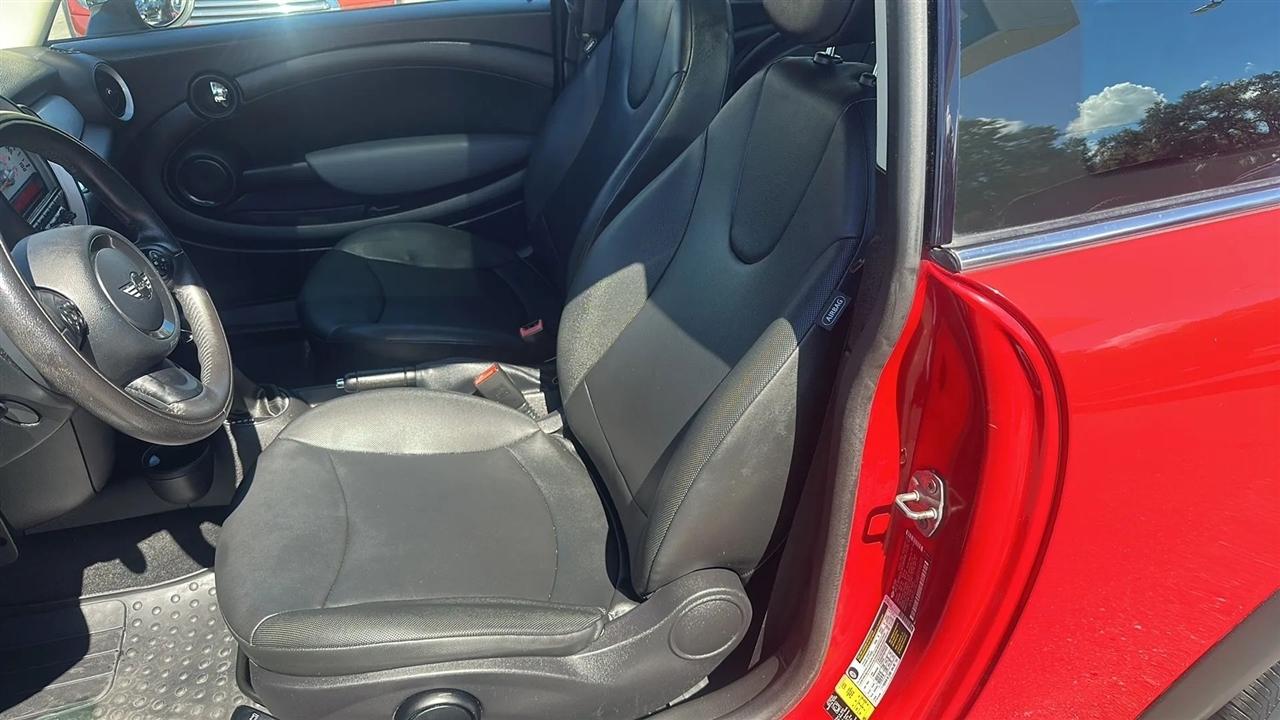 MINI Cooper Hardtop  2011