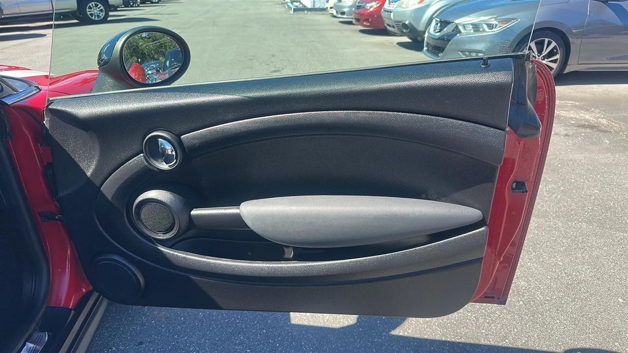 MINI Cooper Hardtop  2011