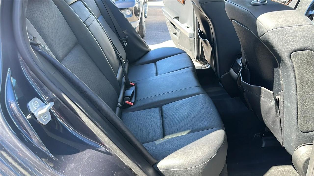Mercedes-Benz GLK-Class  2011