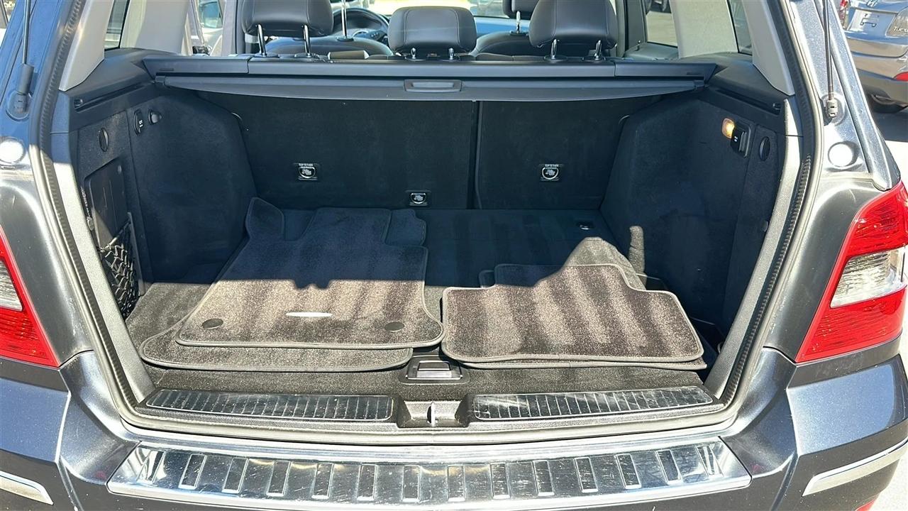Mercedes-Benz GLK-Class  2011