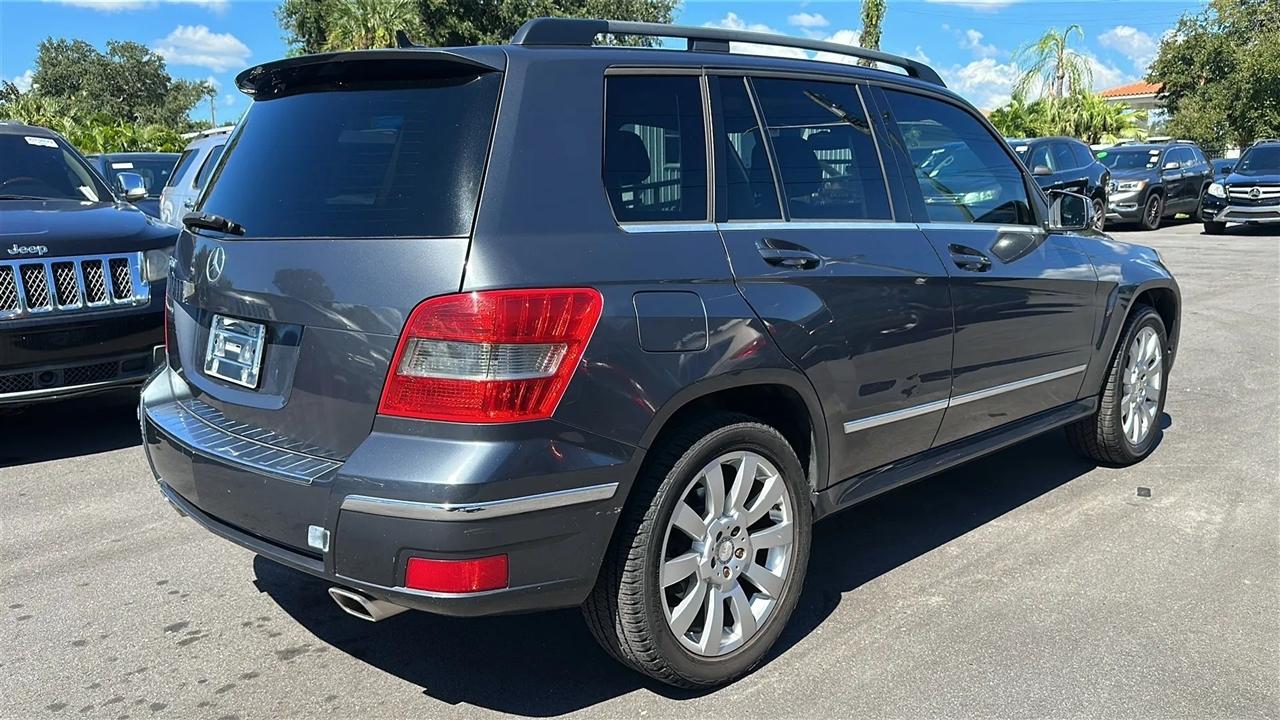 Mercedes-Benz GLK-Class  2011