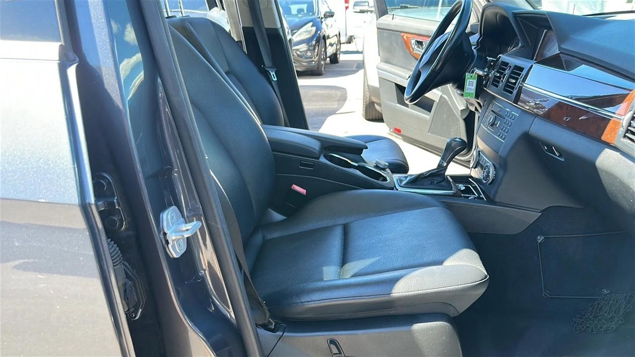 Mercedes-Benz GLK-Class  2011