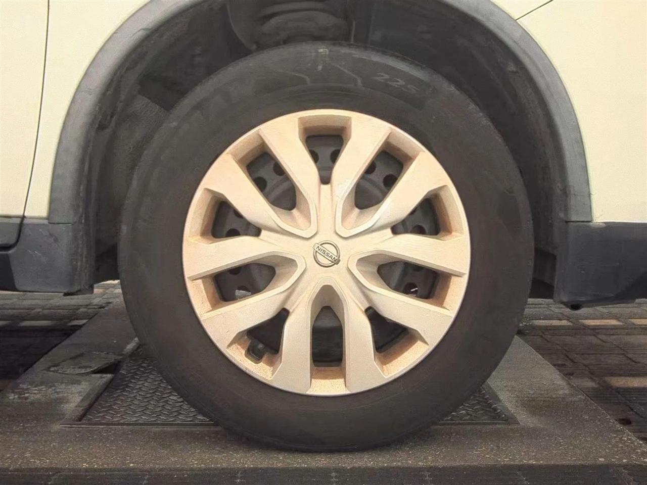 Nissan Rogue  2020