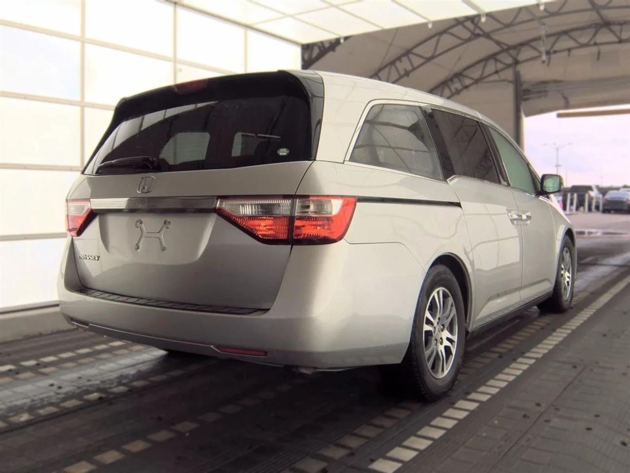 Honda Odyssey  2012