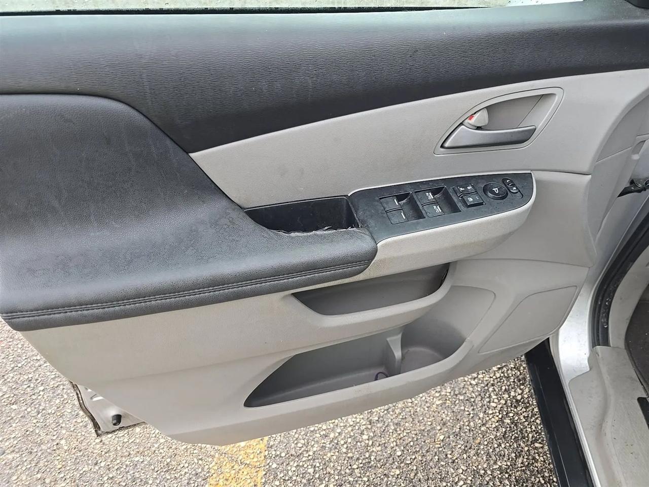 Honda Odyssey  2012