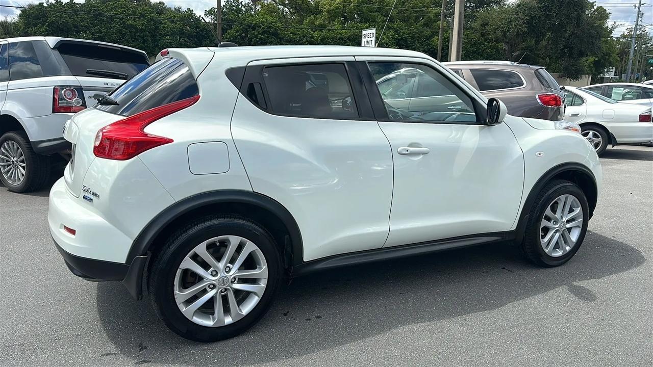 Nissan Juke  2012