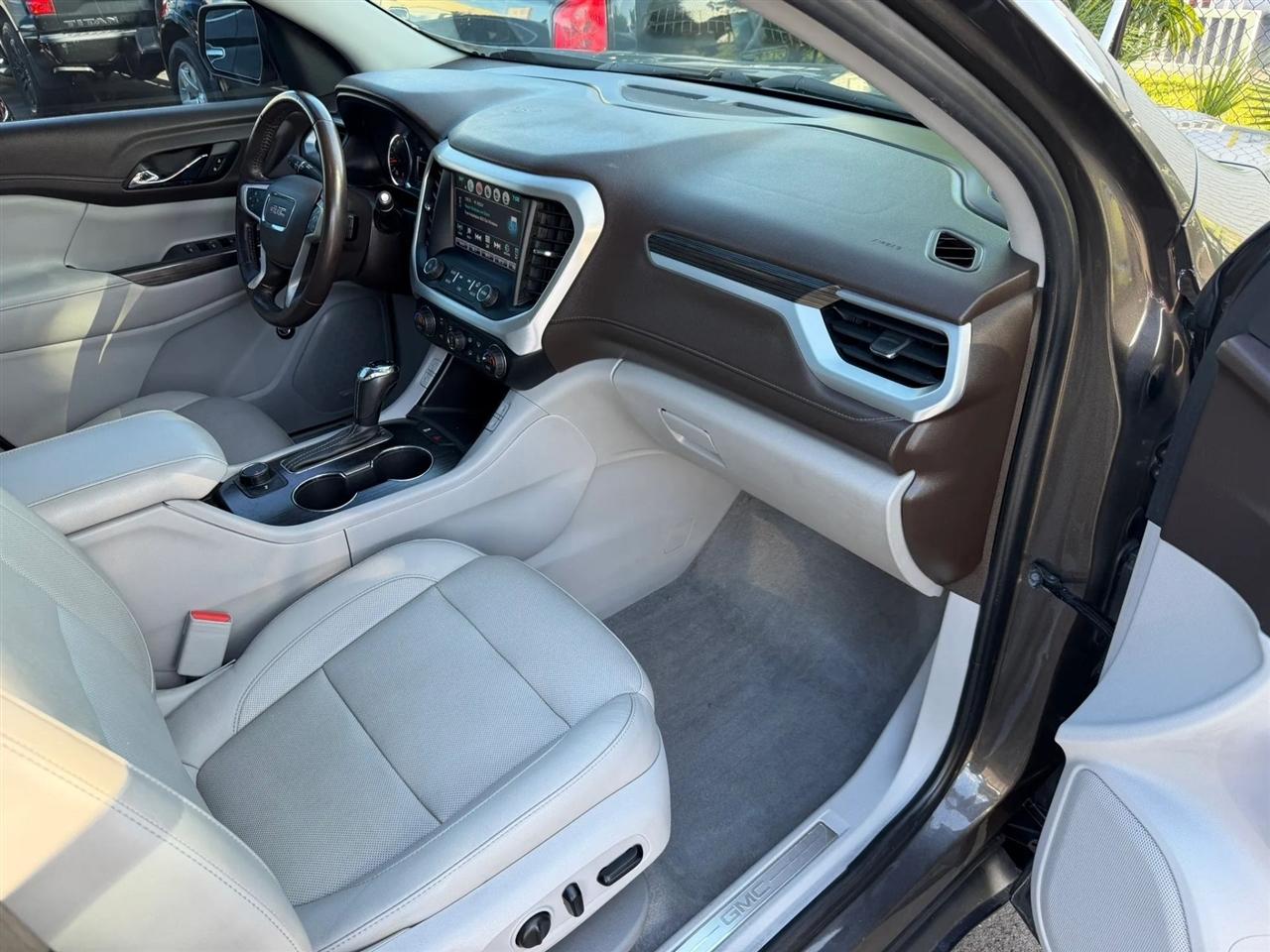 GMC Acadia  2019