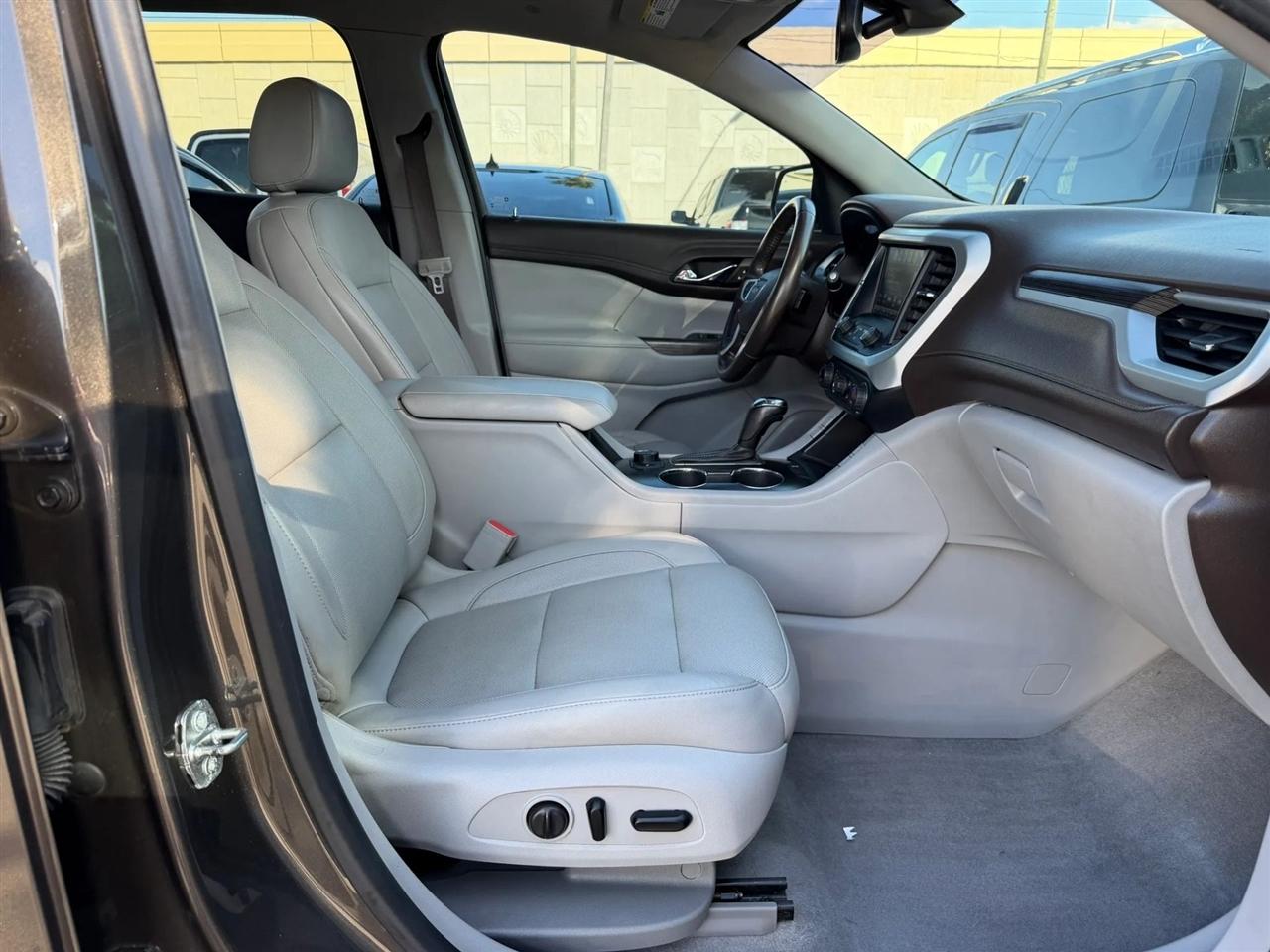 GMC Acadia  2019
